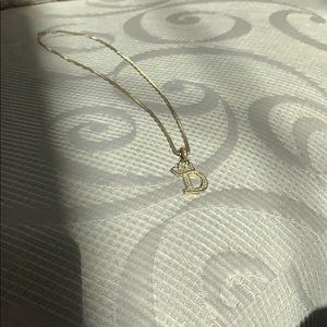 Selling this diamond necklace!